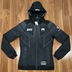 UFC Venum Authentic Fight Night 2.0 Women’s Walkout Hooded Jacket Black XS
